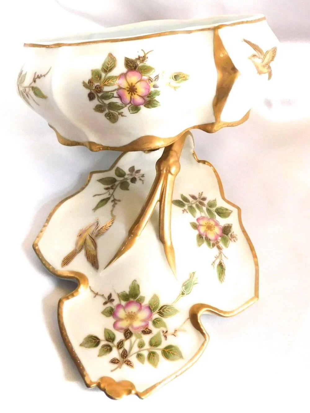 Lenwile-Ardalt Covered Leaf Shaped Serving Dish # 25772